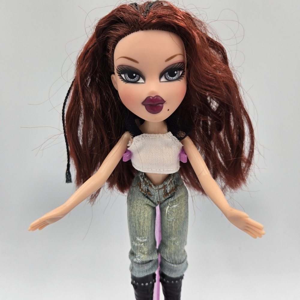 Bratz Treasures Roxxi Pirate Doll Original Pants & Boots MGA 2005 Y2K EUC
